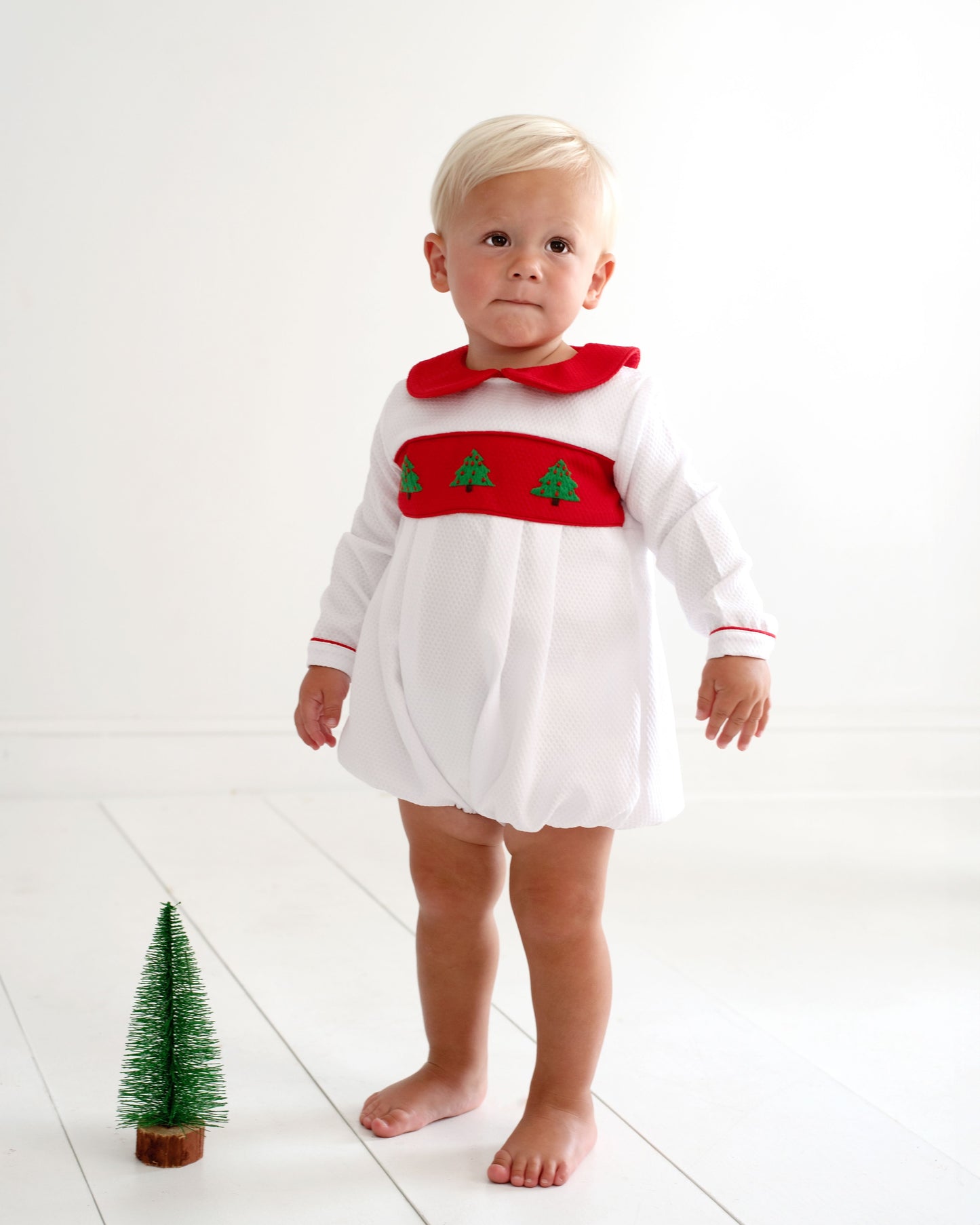 Honeycomb Embroidered Christmas Tree Bubble