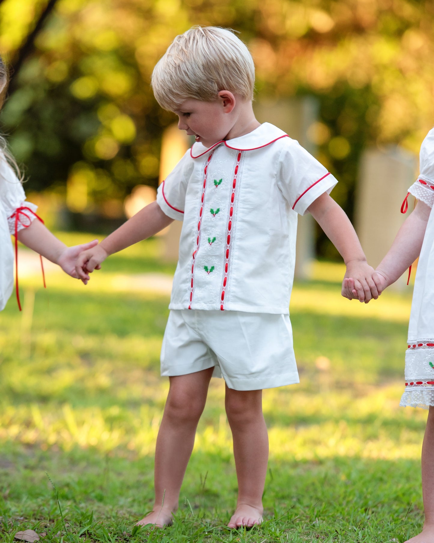Embroidered Holly Heirloom Short Set