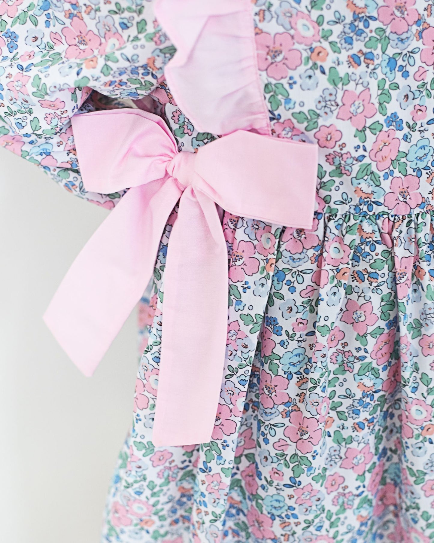 Pink And Blue Floral Bow Long Bubble