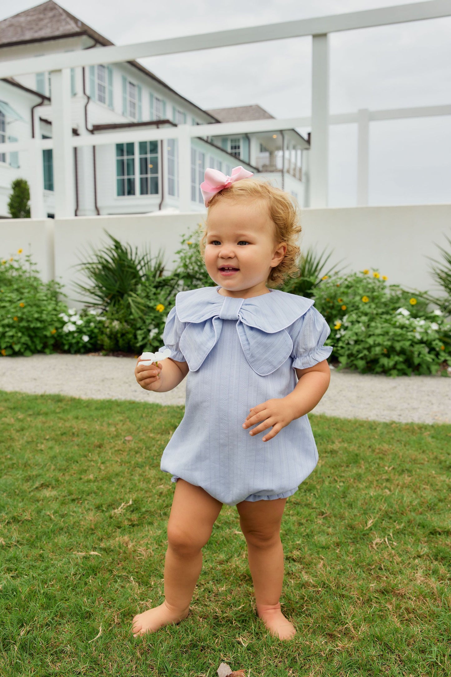 Blue Linen Bow Bubble
