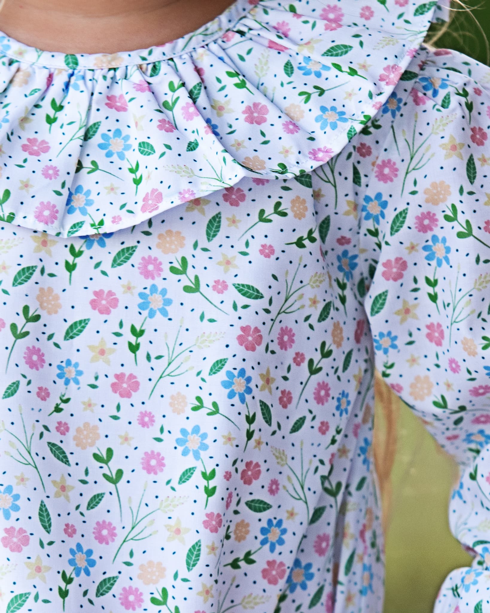 Close up Pink And Blue Floral Legging Set