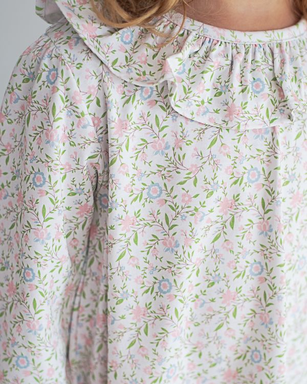 Close up of floral legging set 