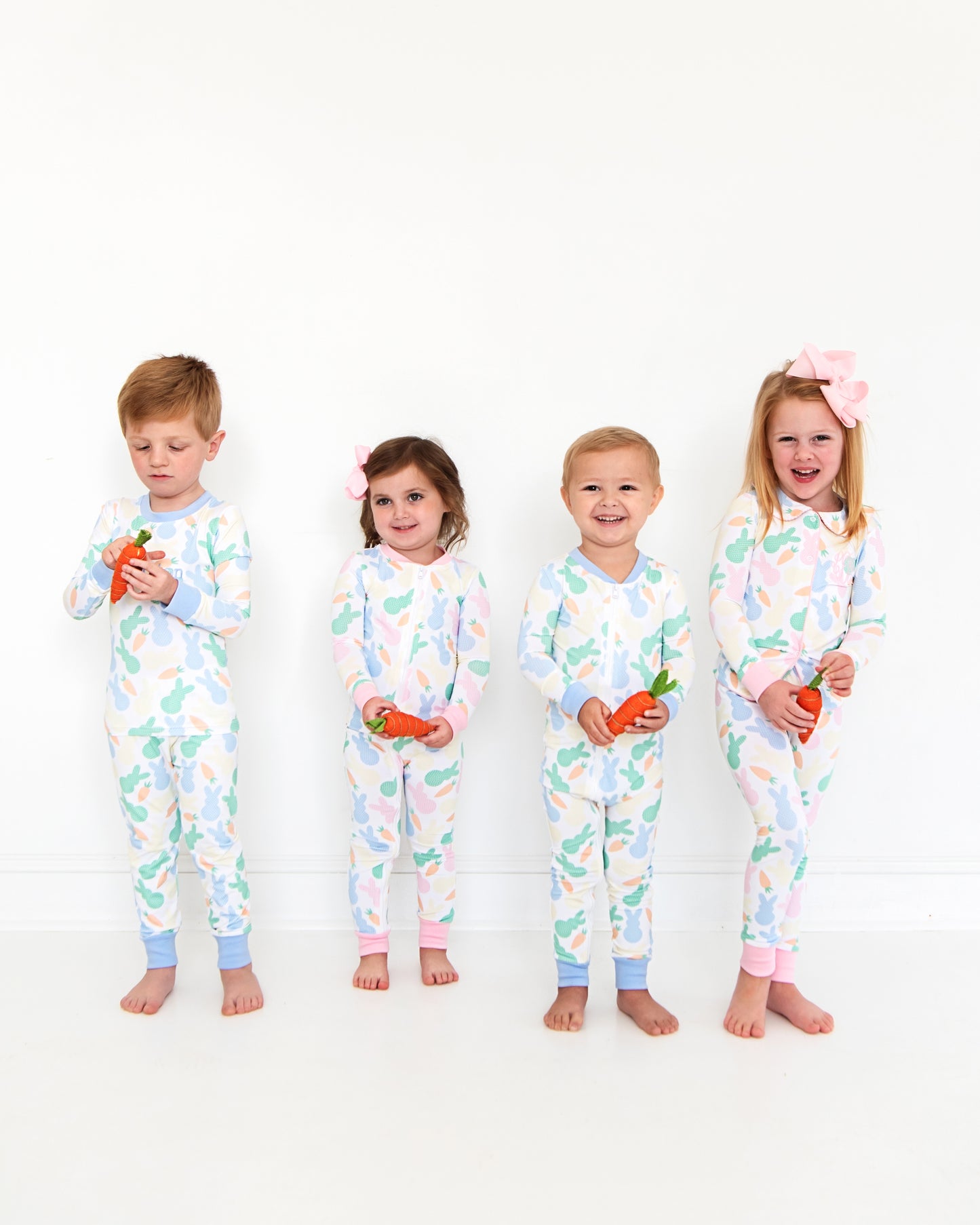 Pink Pastel Bunny And Carrot Print Knit Zipper Pajamas