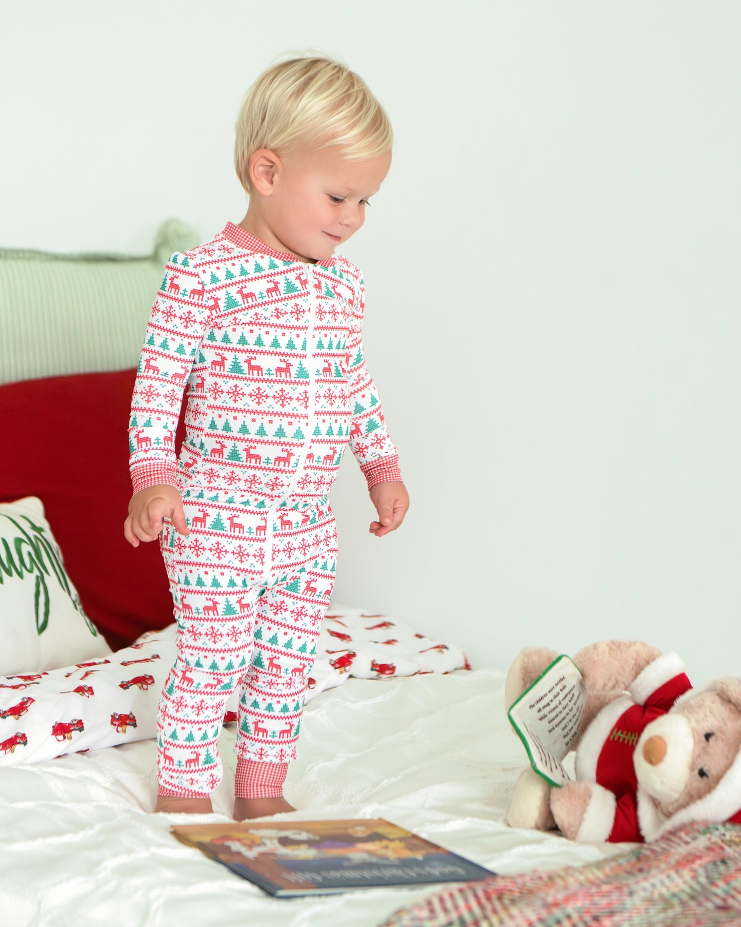 Red And Green Christmas Print Knit Zipper Pajamas